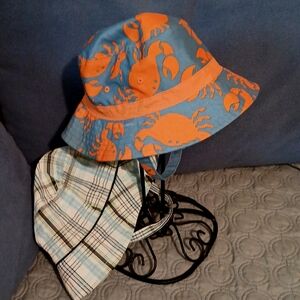 Bundle 2 Baby Gap 18-24 months#BucketHats# plus 1  Is Reversible